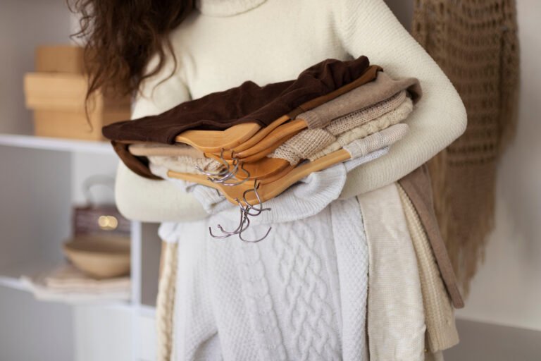 How to Build a Capsule Wardrobe Without Spending a Fortune
